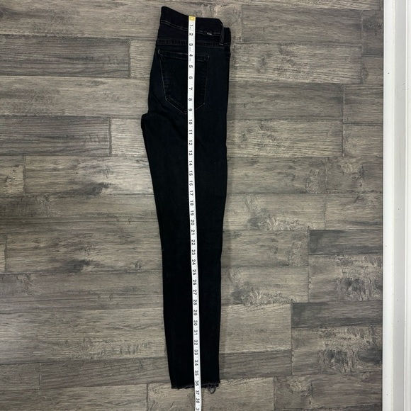 MOTHER Women's Black Looker Ankle Fray Jeans Size 25 - Picture 16 of 16